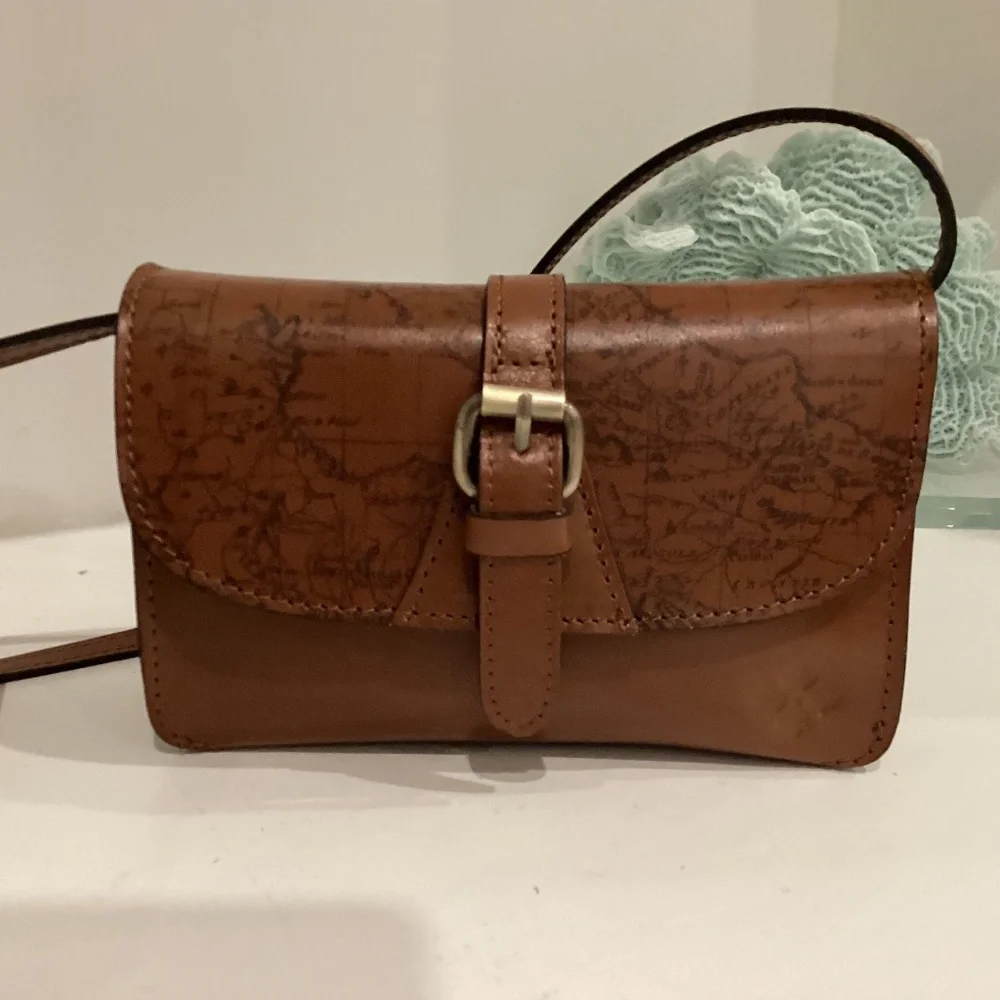 REDUCED NWT PATRICIA NASH BROWN LEATHER MAP SMALL CROSS BODY PURSE BAG
